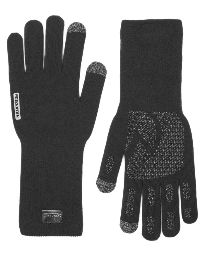 Black coloured Sealskinz Skeyton Waterproof Ultra Grip Knitted Gauntlet on white background #colour_black