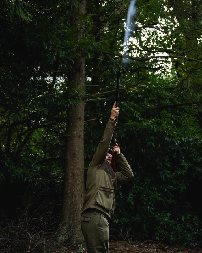 Light Pine Coloured Seeland Mens Wenlock Jacket on outdoor background #colour_light-pine