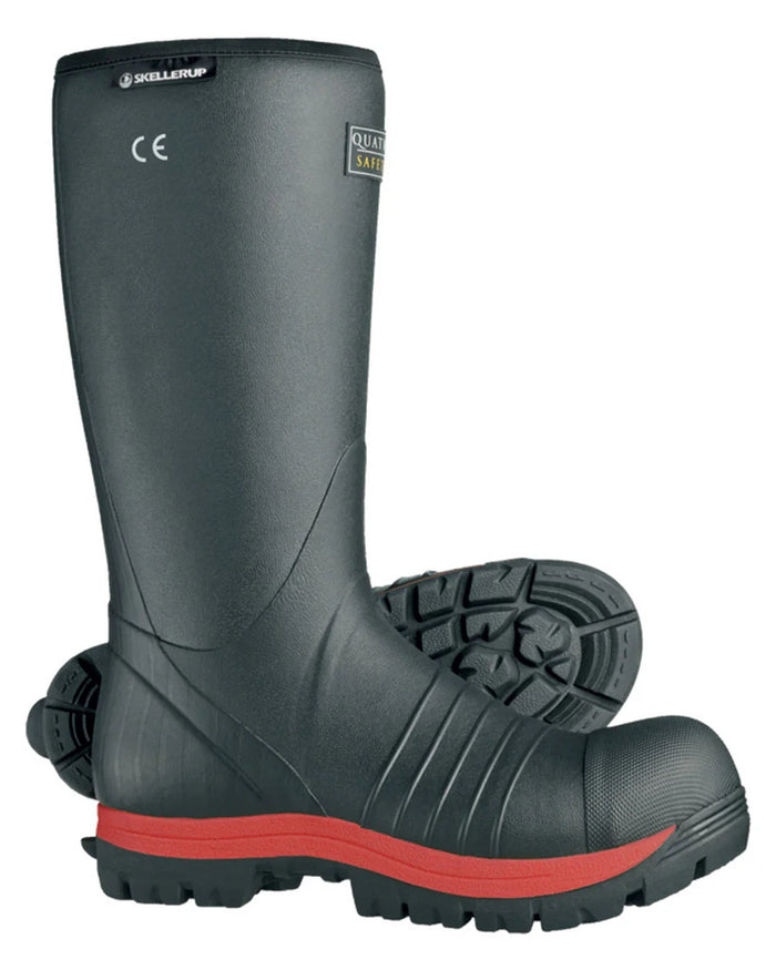 Black Red coloured Skellerup Quatro Super Safety S5 Insulated Black Boot on white background #colour_black-red