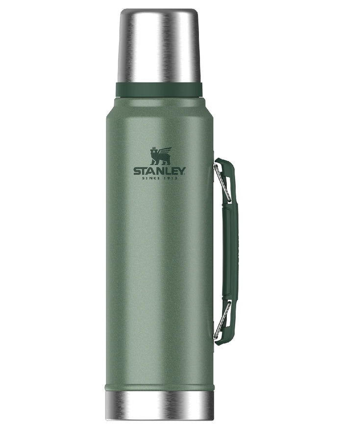 Hammertone Green coloured Stanley Classic Legendary  Bottle 1.0L on white background #colour_hammertone-green