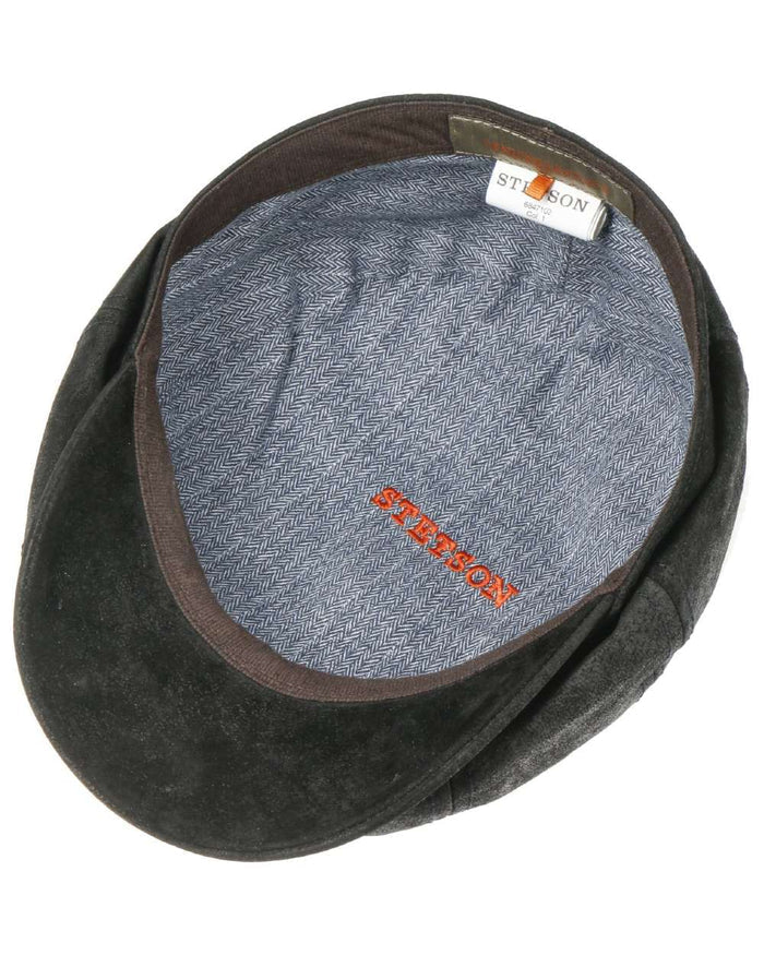 Black coloured Stetson Hatteras Pigskin Leather Cap on white background #colour_black