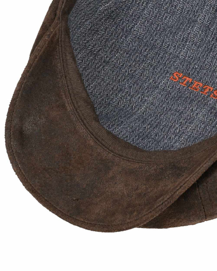 Chocolate coloured Stetson Hatteras Pigskin Leather Cap on white background #colour_chocolate
