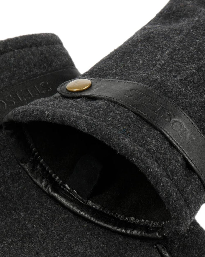 Anthracite Black coloured Stetson Nappa Wool Full-Fingered Gloves on white background #colour_anthracite-black
