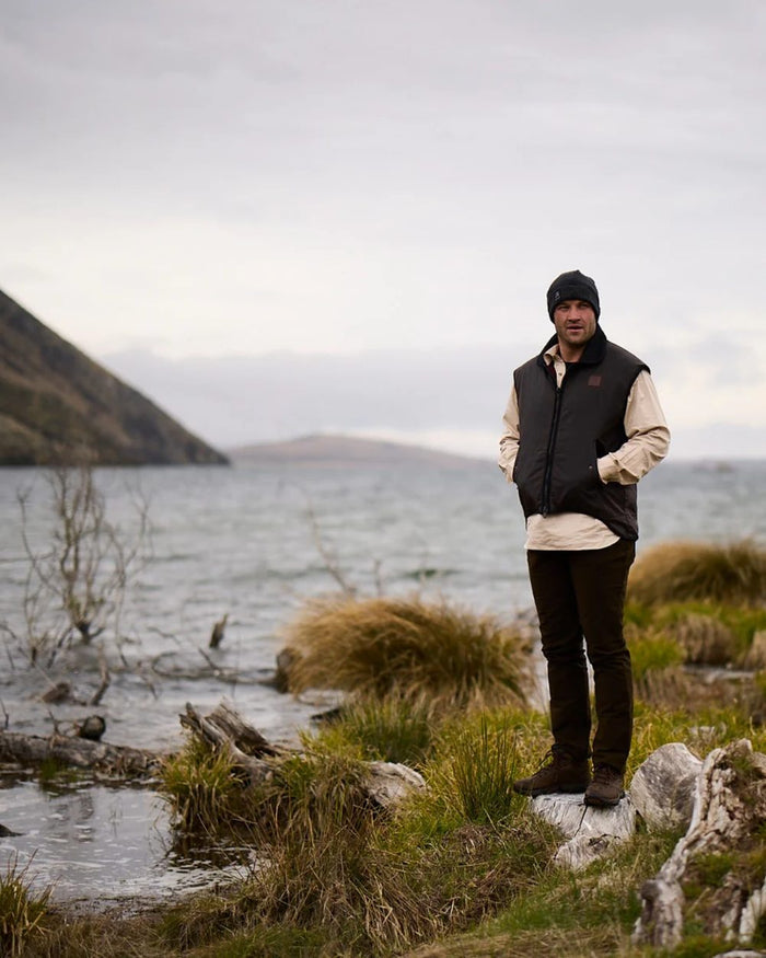 Bone Coloured Swanndri Mens Bendigo Long Sleeve Work Shirt on sea background #colour_bone