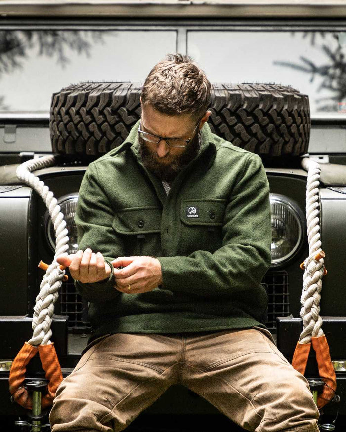 Olive Coloured Swanndri Mens Ranger Extreme V2 on outdoor background #colour_olive
