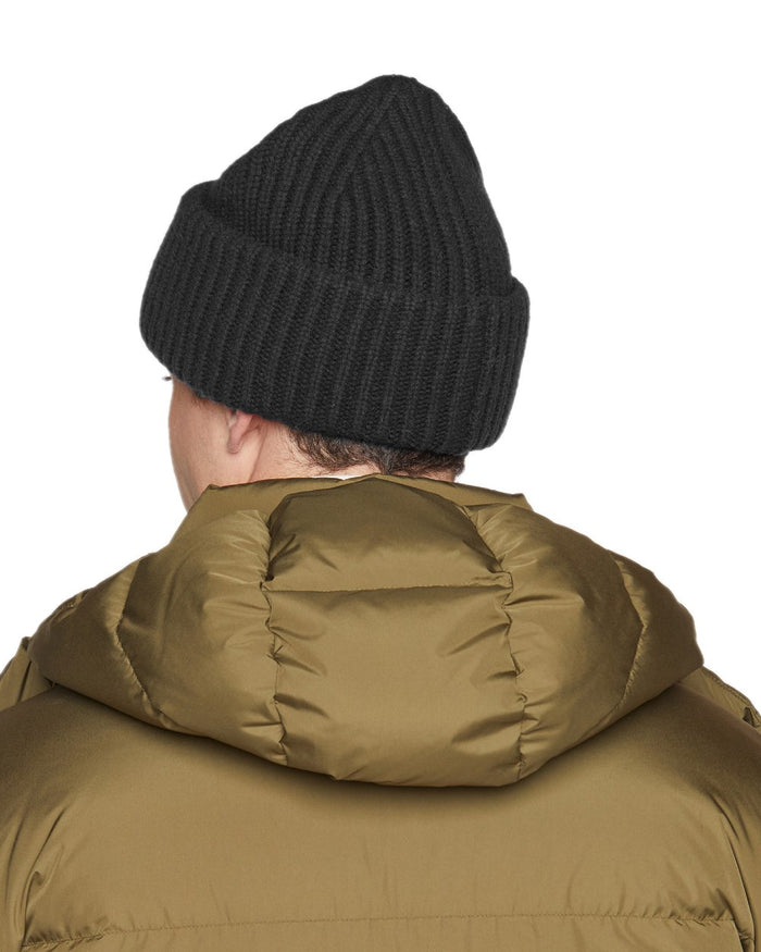 Black Coloured Tilley Alpine Beanie on white background #colour_black
