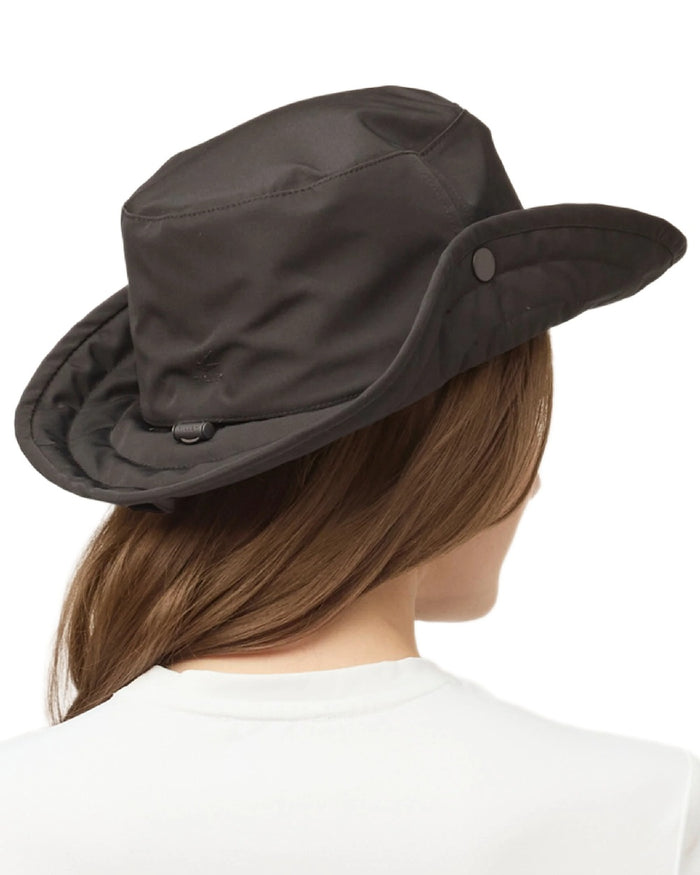 Black Coloured Tilley Thermashield T3 on white background #colour_black