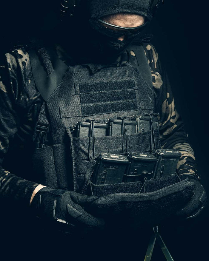 Black Coloured Viper VX Lazer Mag/Admin Panel on blurry background #colour_black