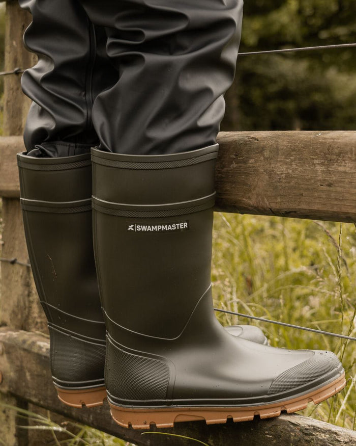 Green Coloured Xpert Kids Swampmaster Stampede Junior Wellingtons on Outdoor Background
#colour_green